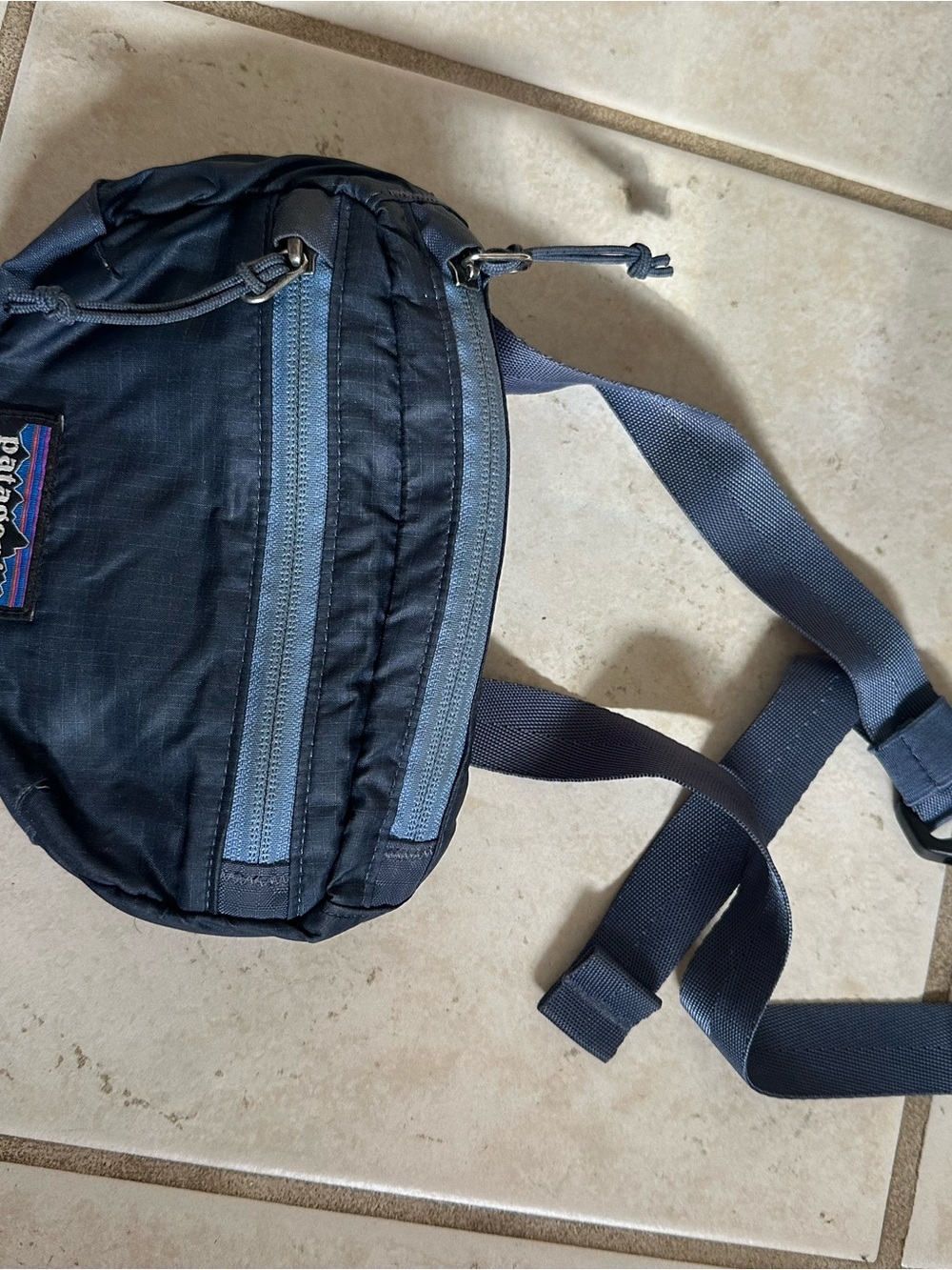 Patagonia Dark Blue Waist Pack with Light Blue Accents